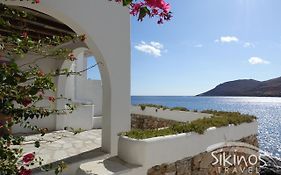 Seaside Traditional Cycladic House